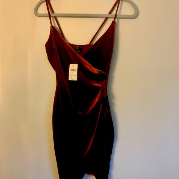 WINDSOR  velvet dreams asymmetrical mini dress NWT - Picture 2 of 7